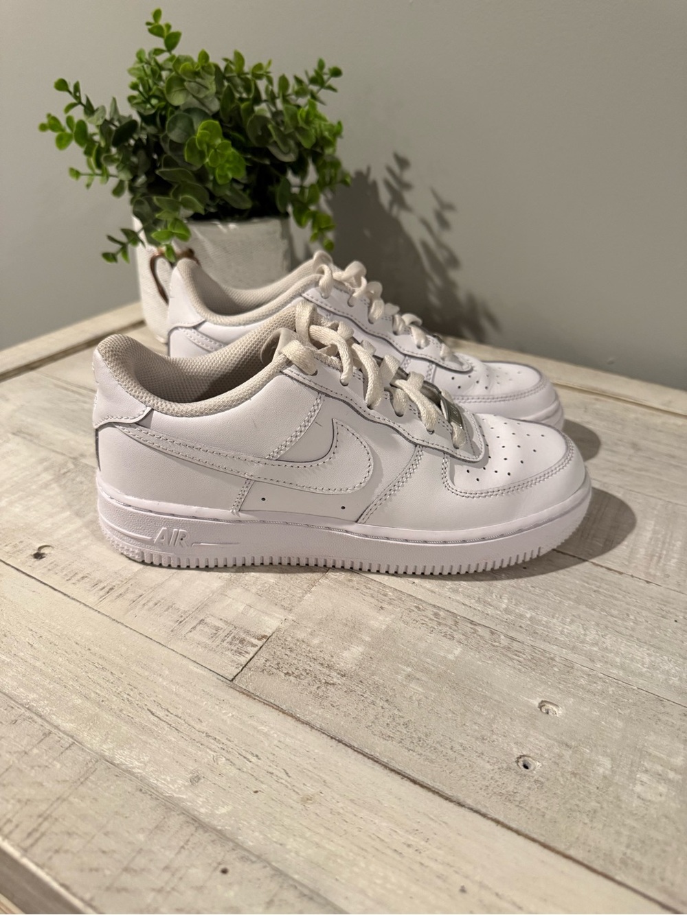 Nike Grade School Air Force One Shoes - Size 4